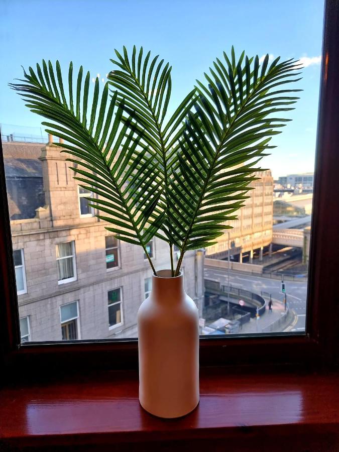 Luxury 2 Bedroom City Centre Apartment With Panoramic Views And High Ceilings Aberdeen Buitenkant foto