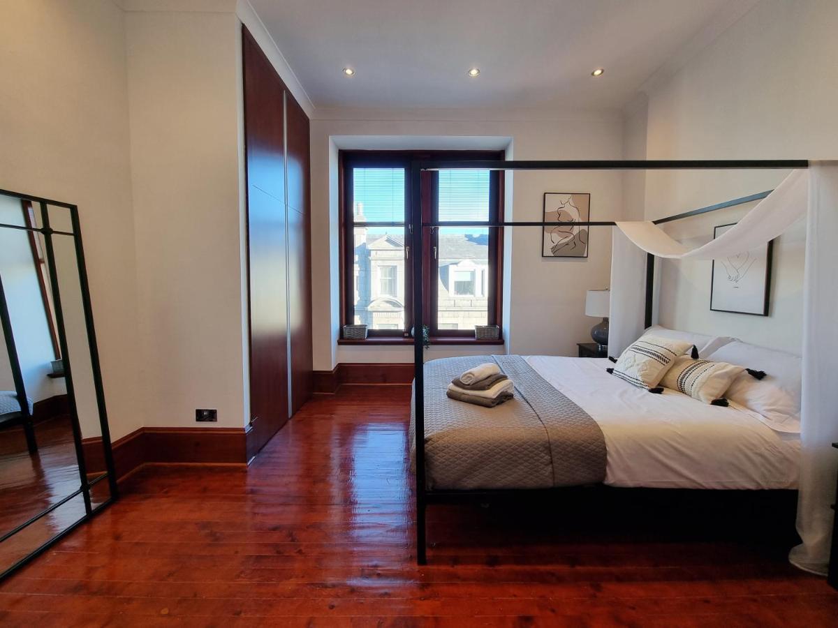 Luxury 2 Bedroom City Centre Apartment With Panoramic Views And High Ceilings Aberdeen Buitenkant foto